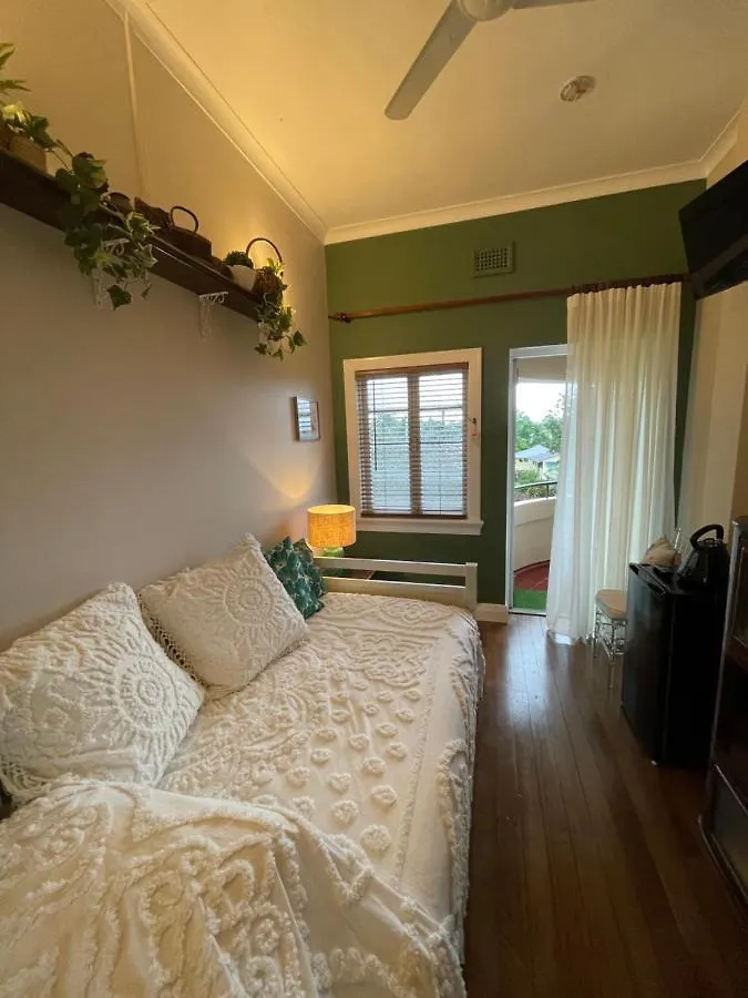 Babinda Quarters Hotel Guest house