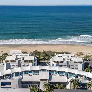 Resort Rolling Surf Caloundra