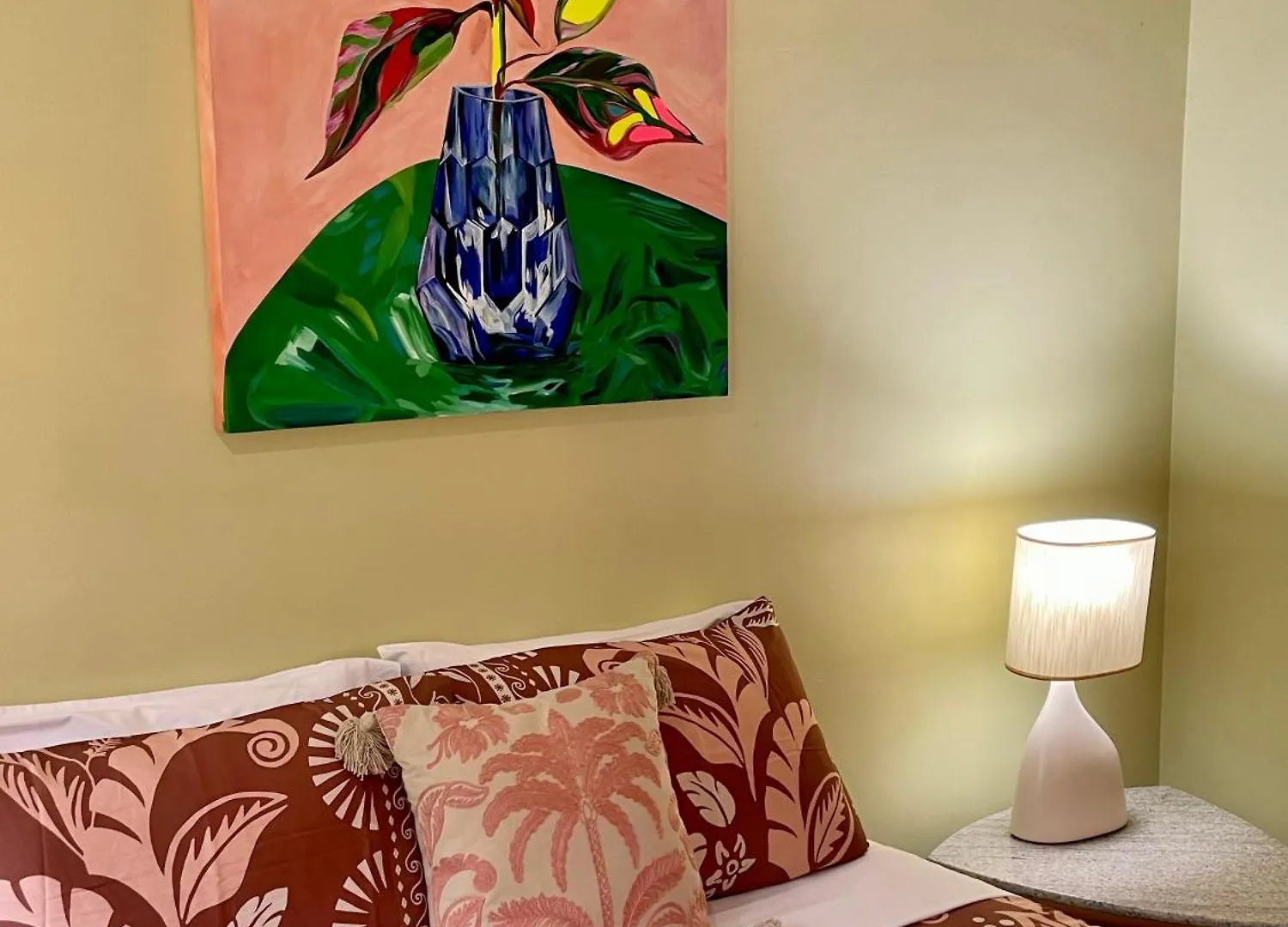Guest house Babinda Quarters Hotel
