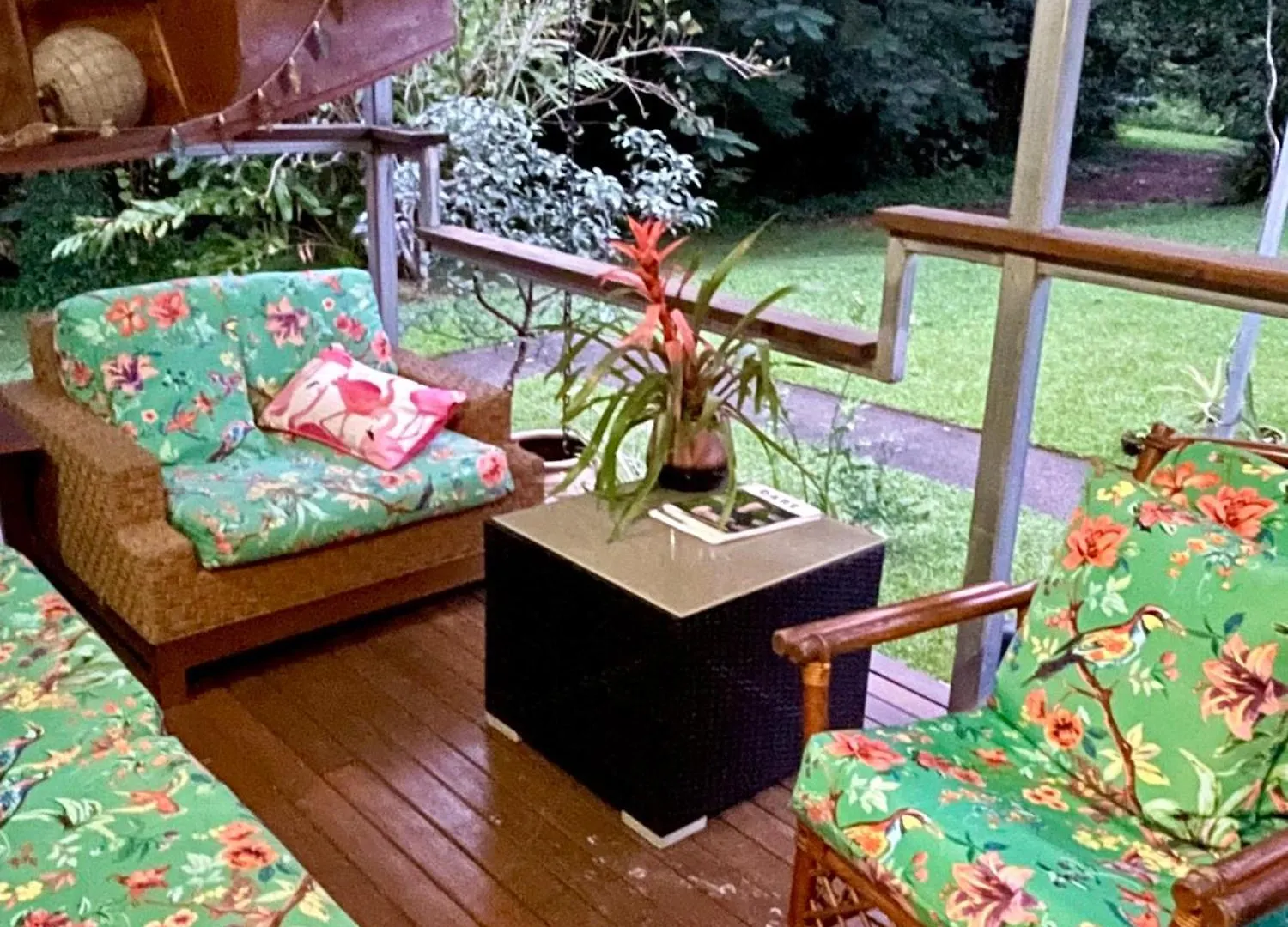 Guest house Babinda Quarters Hotel