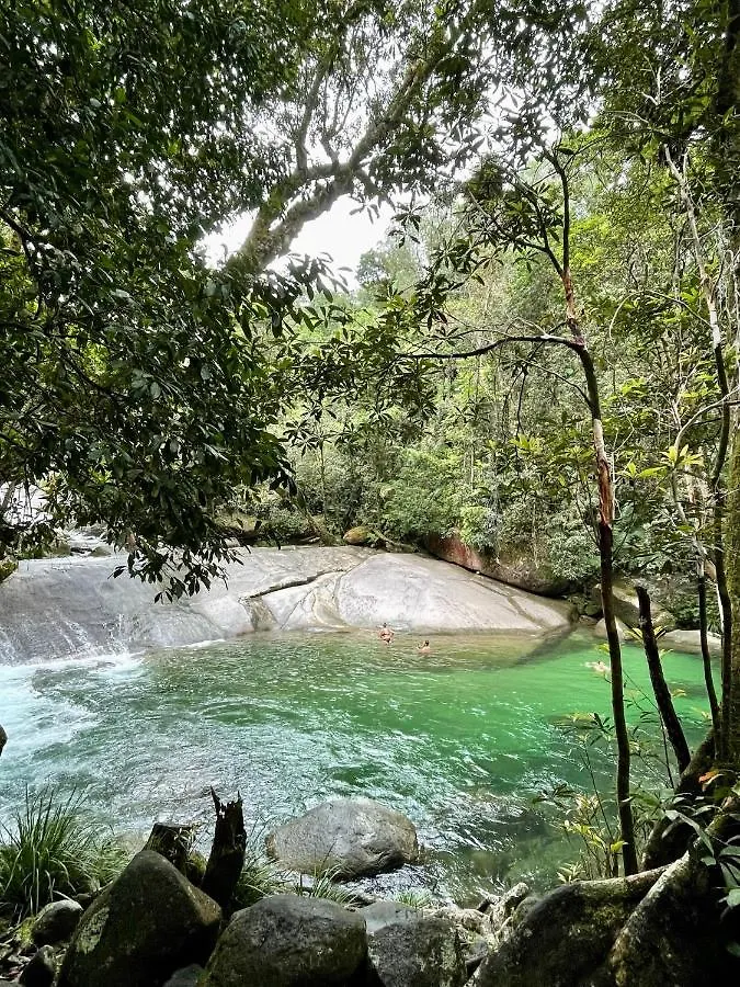 Babinda Quarters Hotell Pensionat