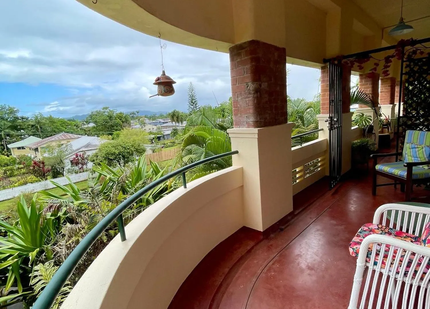Babinda Quarters Hotell Pensionat